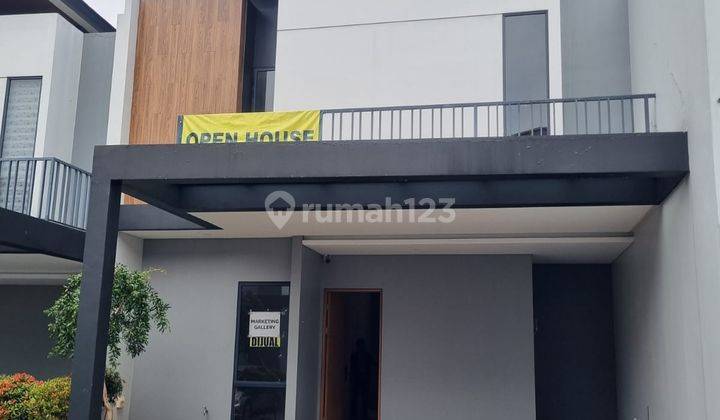 Rumah Lux Setraduta Dago Grande 1