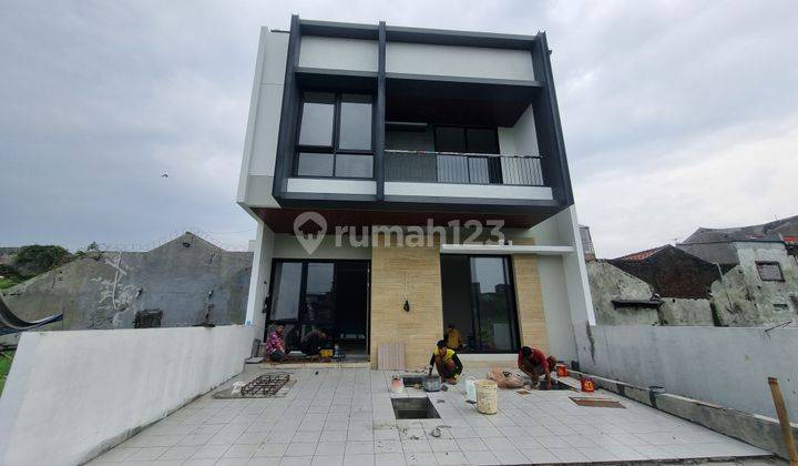 Rumah Lux Taman Sakura Indah 100% New 2