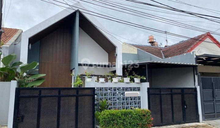 Rumah Lux Taman Kopo Indah 3 1