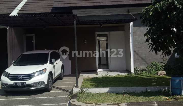 Rumah Lux Taman Kopo Indah 5 Sommerville 