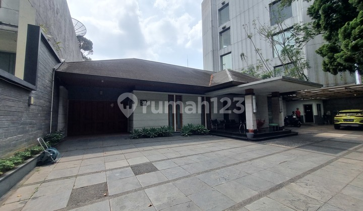 Luxury House Sukajadi Front PVJ Main Road, Bandung 2