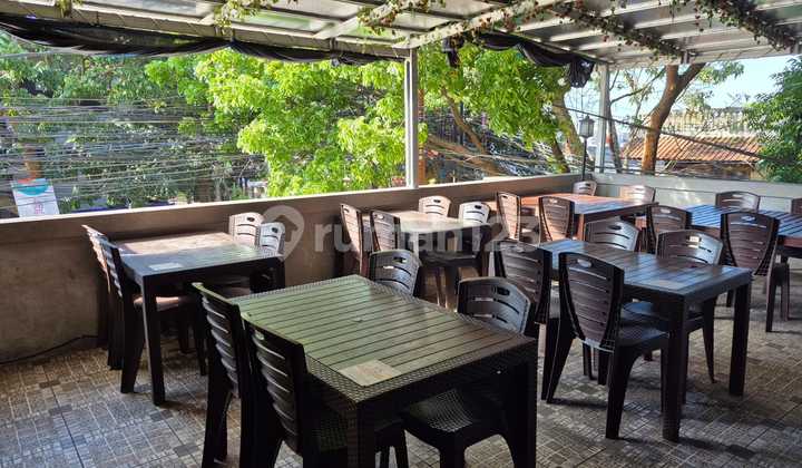 Lux Sarijadi Raya Shop House, Bandung City 2