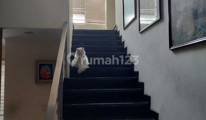 Luxury Singgasana Pradana House Bandung City 2