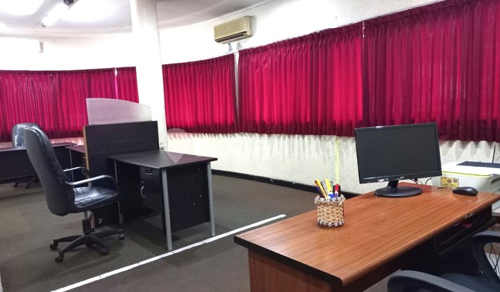 Sewa Kantor Gatsu Bandung 55M², View Hook Kaca Full, Lokasi Strategis