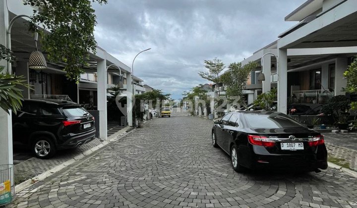 Modern House Cluster Kuta Bali City View, Awiligar North Bandung 2