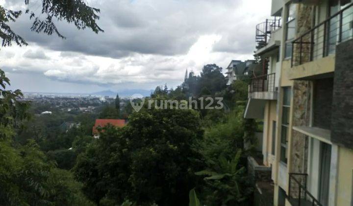 Rumah 1 2 Jadi, View Indah, Di Dago Pakar, Bandung Kota 2