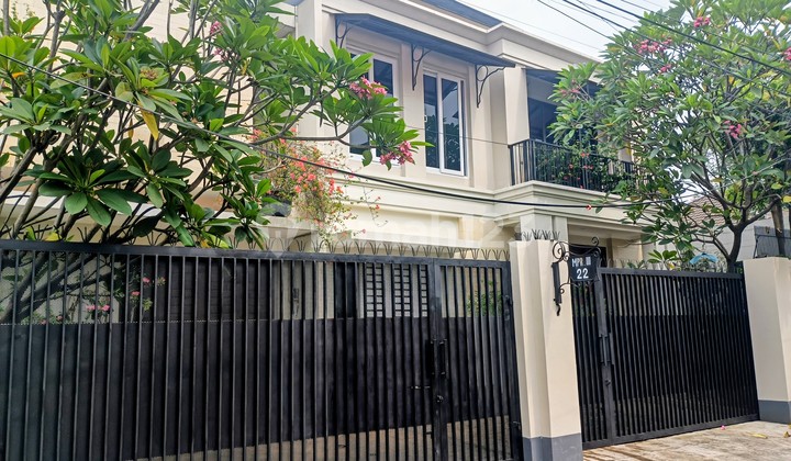 Rumah Mewah Area M P R - Gaharu Siap Huni Furnished