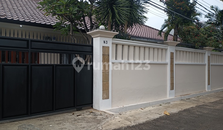 Rumah Bagus Pool & Taman Lokasi Tenang Bebas Banjir