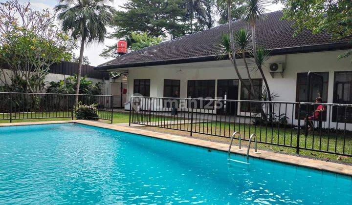 Rumah Bagus Swimming Pool Dan Taman Luas 1