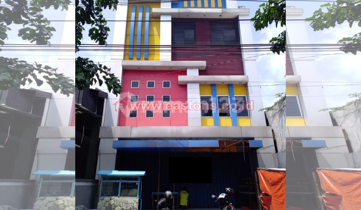 Flood Free, Shop House, 3 Floors, Near City Bus Access, in North Purwokerto (Pw001488)