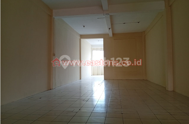 2-Storey Shop House Ready to Occupy and Strategic in Purwokerto Near Rita Isola (Pw001432) 2