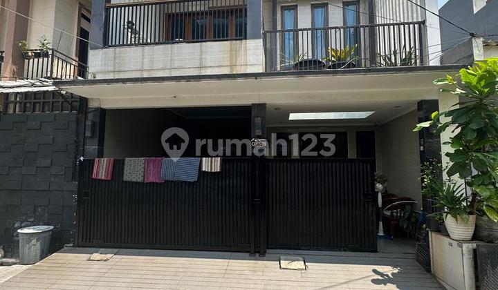 Dijual Rumah Bagus Dijln Yudhistira Villa Pamulang. Pondok Benda