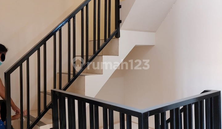 Dijual Cepat Rumah Harga Murah 2 Lantai Bagus Lt 60 Lb 140 di Griya Alam Sentosa 9