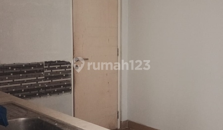 Affordable good 2-story minimalist house in Kota Wisata, land 250 building 260 2