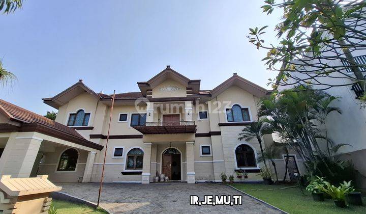 Rumah Mewah Dijual di Kota Wisata Full Furnish Harga Nego  1