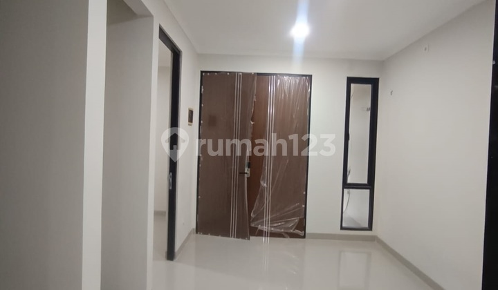 rumah nyaman citra gran bagus 2 lantai rapih lt 90 lb 110 nego