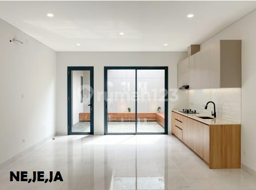 rumah minimalis 2 lantai siap huni legenda wisata lt 160 lb 200