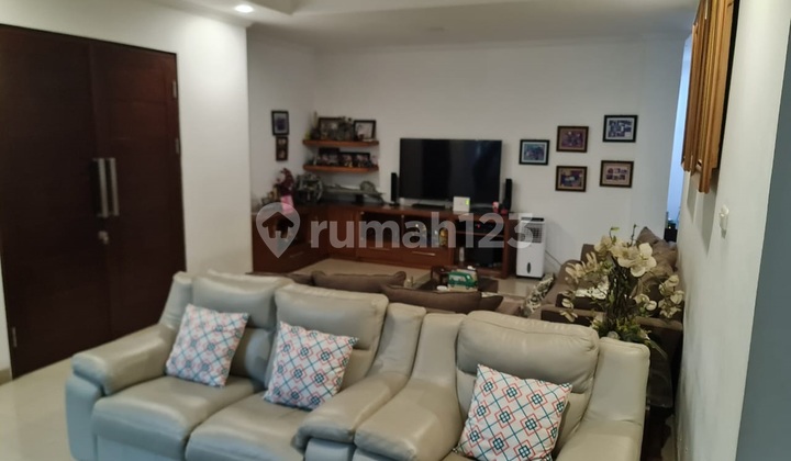 rumah 2 lantai bagus megah rapih lt 349 lb 550 kota wisata nego