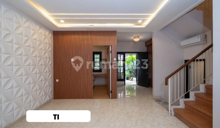 Rumah Bagus Murah 2 Lantai Rapih Lt98 LB 150 Raffles Hills 2