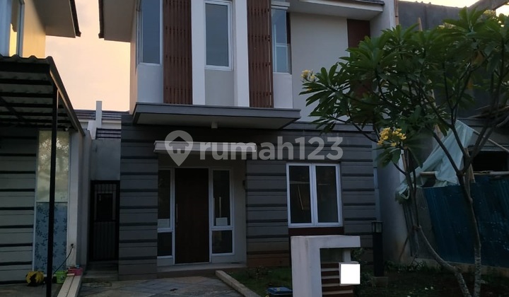 Tourist city house ready to occupy good cheap 2 floors land area 141 building area 136 2