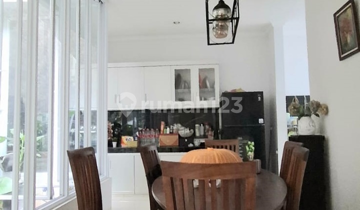 rumah bagus megah siap huni rapih lt 240 lb 300 legenda wisata 2