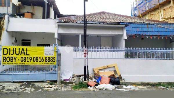 Rumah Cempaka Putih Tengah, Luas 7,5x20m2 1