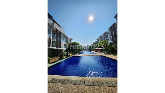 Rumah Double Dex Seafront, Ancol Luas 8x18m2 2