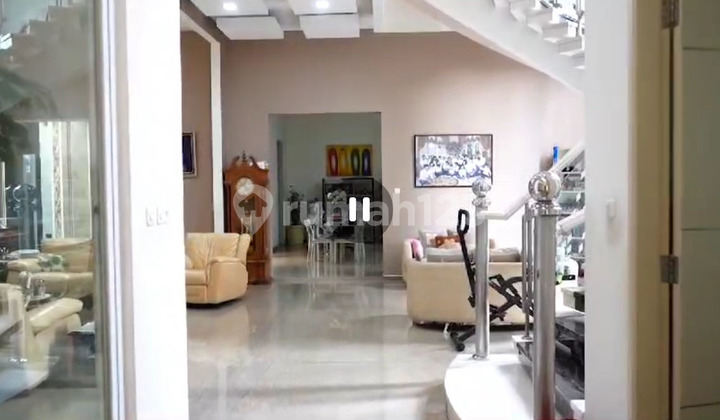 Rumah Hoek Artha Gading Villa, Kelapa Gading Luas 16x28m2