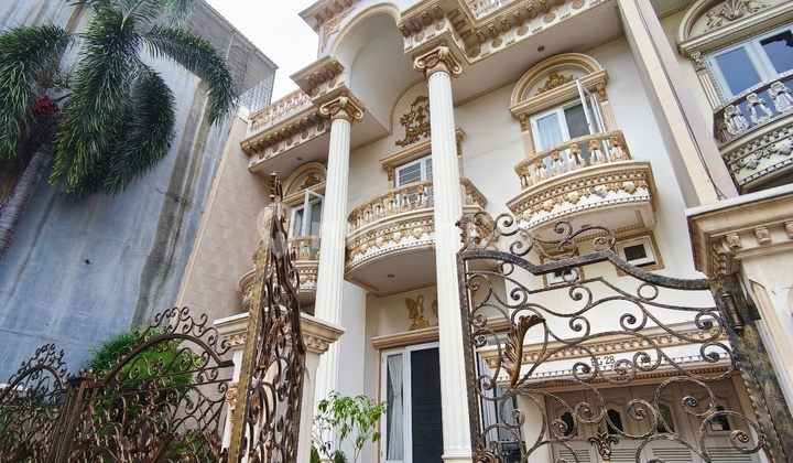 Mediterranean Green Hill House, Kelapa Gading