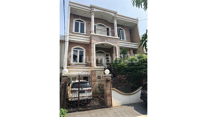 Rumah Janur Indah, Kelapa Gading