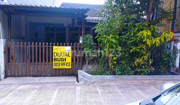 Rumah Kelapa Lilin, Kelapa Gading 1