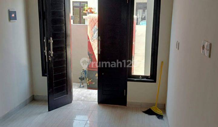 Rumah Lt 2 di Pusat Kota di Batas Dukuh Sari Sesetan 1