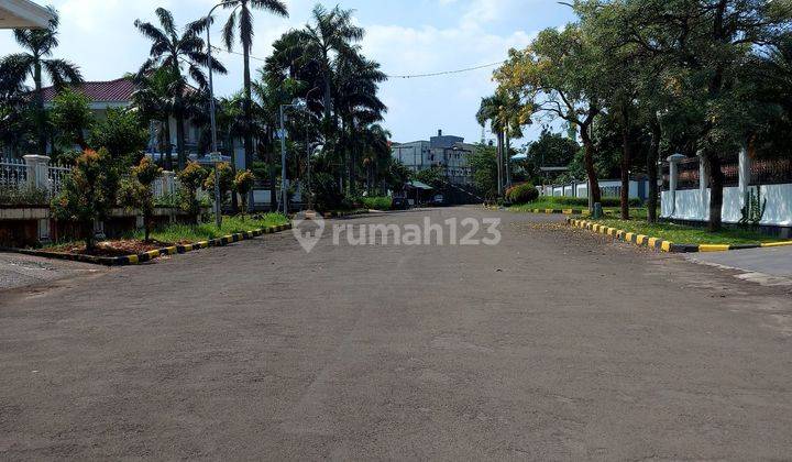 Jual rumah intercon lokasi exclusive  2