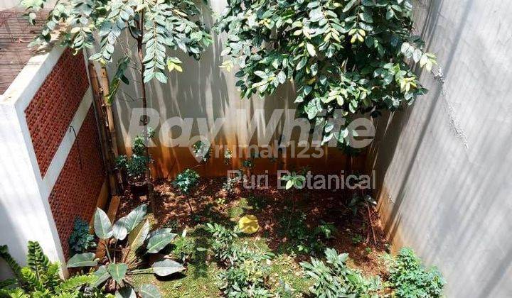 Dijual rumah hunian 2 lantai permata buana lokasi nyaman 2