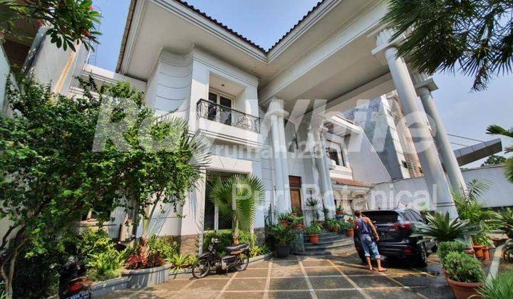 Dijual rumah mewah 2 lantai kawasan pondok indah 1