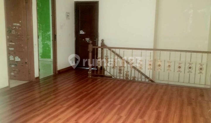 For Sale 2-Story House in Puri Indah 2