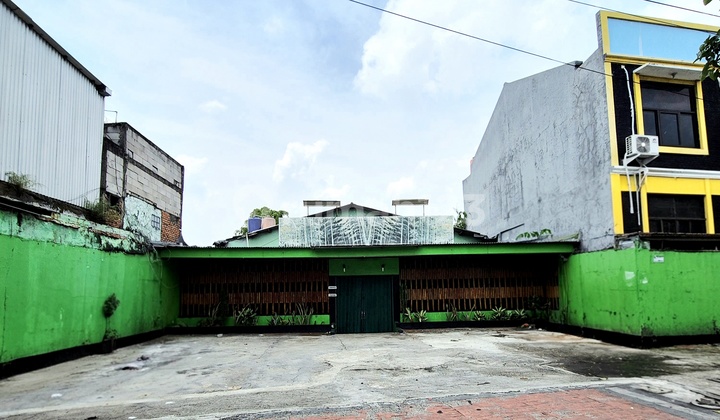 Disewakan Bangunan.1.lantai Kawasan.puri.indah