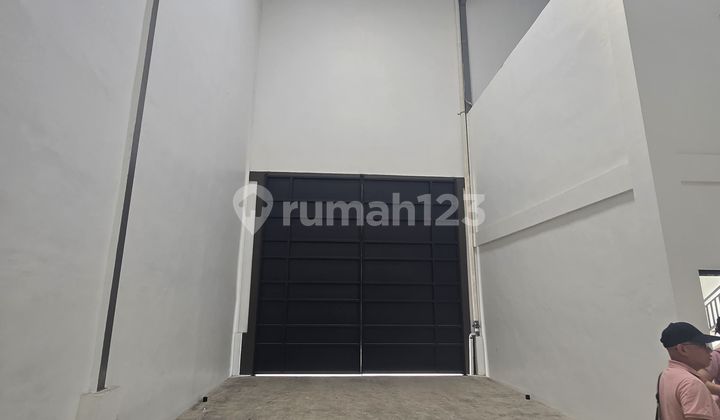Warehouse + Office Daan Mogot Km 18 Area 369m2