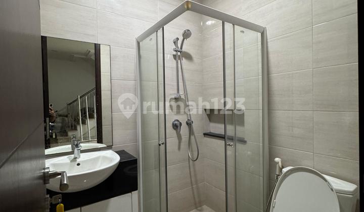 Rumah Full Furnished Golf Island Pik 8X15 2