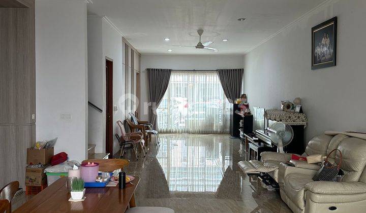 Rumah Golf Island PIK 8x20 Renov Type Plam 