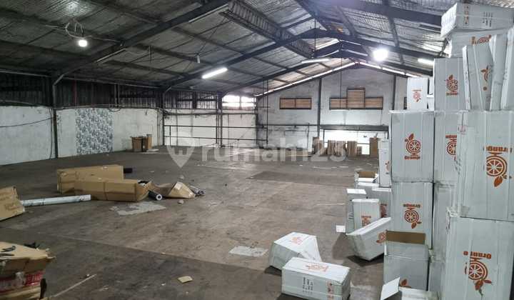 For Rent, Warehouse in Kapuk, Farming Area of 1000M2 with 40 Ft Container Access