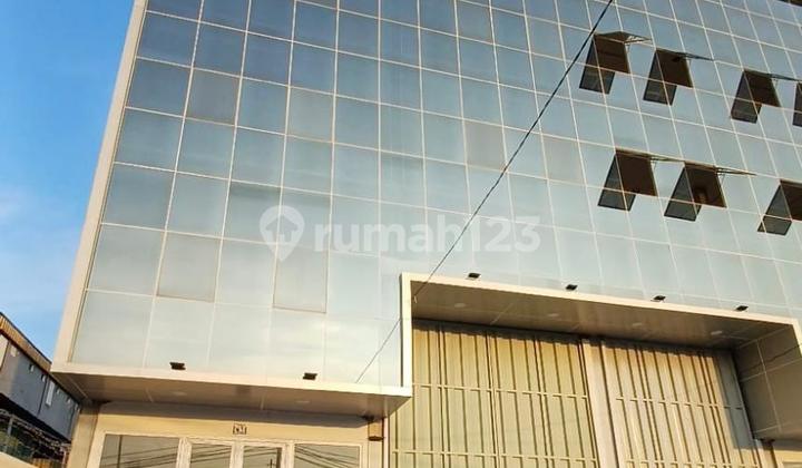Modern Warehouse Industrial Permit 500M2 Kalideres Furnished West Jakarta Modern Warehouse Industrial Permit 500M2 Kalideres Furnished West Jakarta