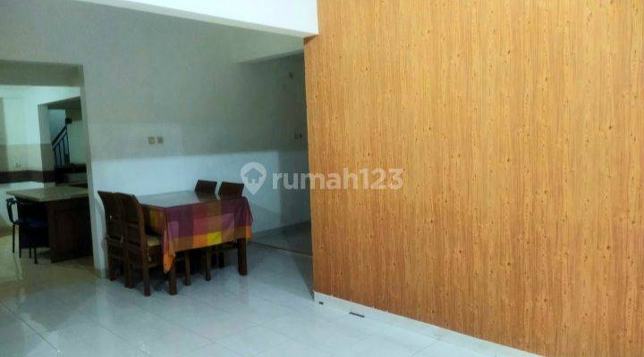 Dijual Rumah Daerah Cikoko Pancoran Semi Furnished Rp. 3.75m Nego 1