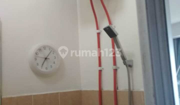 kamar mandi dijual 1br hook apartemen menteng