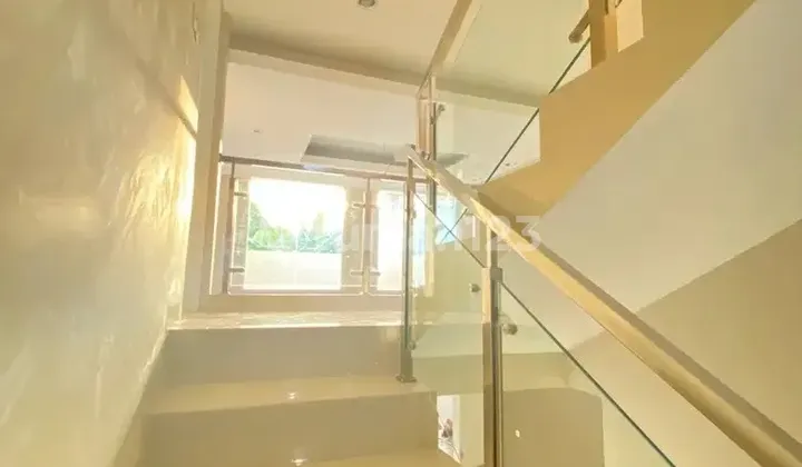 Dijual Rumah Desain Eklusif Minimalis Daerah Pasar Minggu 2