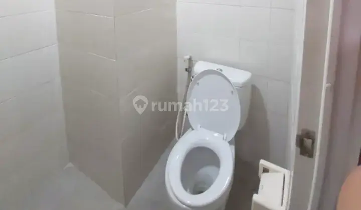 Disewakan Studio Apartemen Signature Park Grande Cawang 5