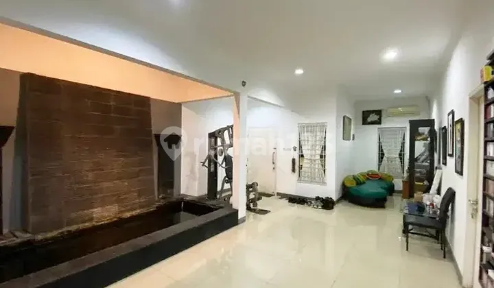 Dijual Rumah Strategis Daerah Tebet Jakarta Selatan