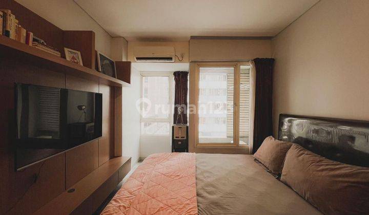 Dijual Studio Nifarro Park Furnished Lantai Rendah View City 1