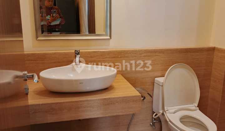 Disewakan 2Br Apartemen Botanica Furnished 2