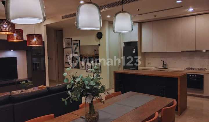 Disewakan 3 BR Izzara Apartement Bagus Furnished 2